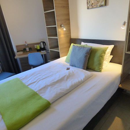 Hotel Art Inn Dinslaken Ngoại thất bức ảnh