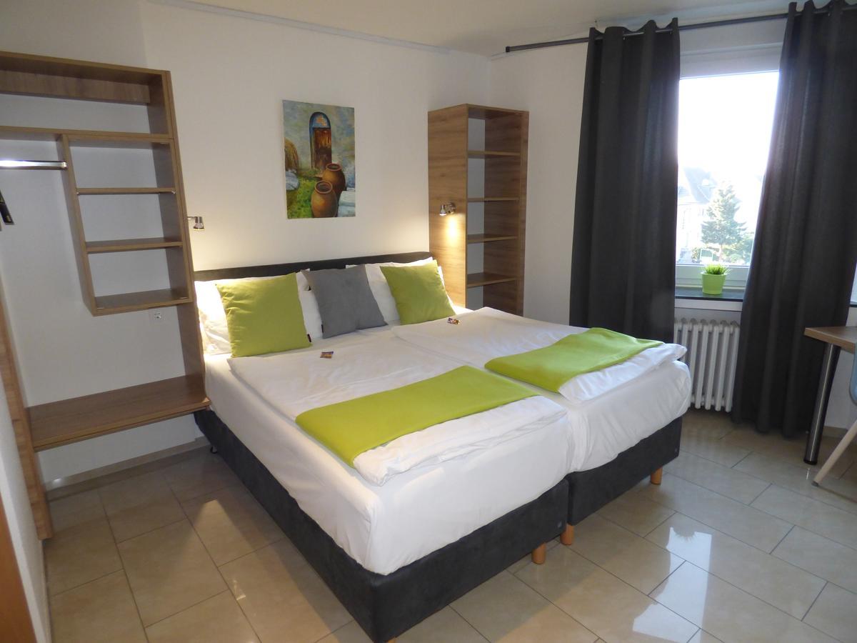Hotel Art Inn Dinslaken Ngoại thất bức ảnh