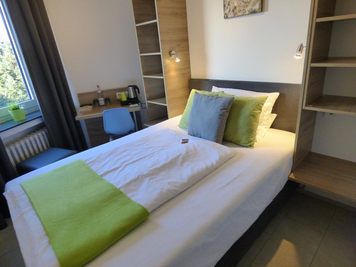 Hotel Art Inn Dinslaken Ngoại thất bức ảnh