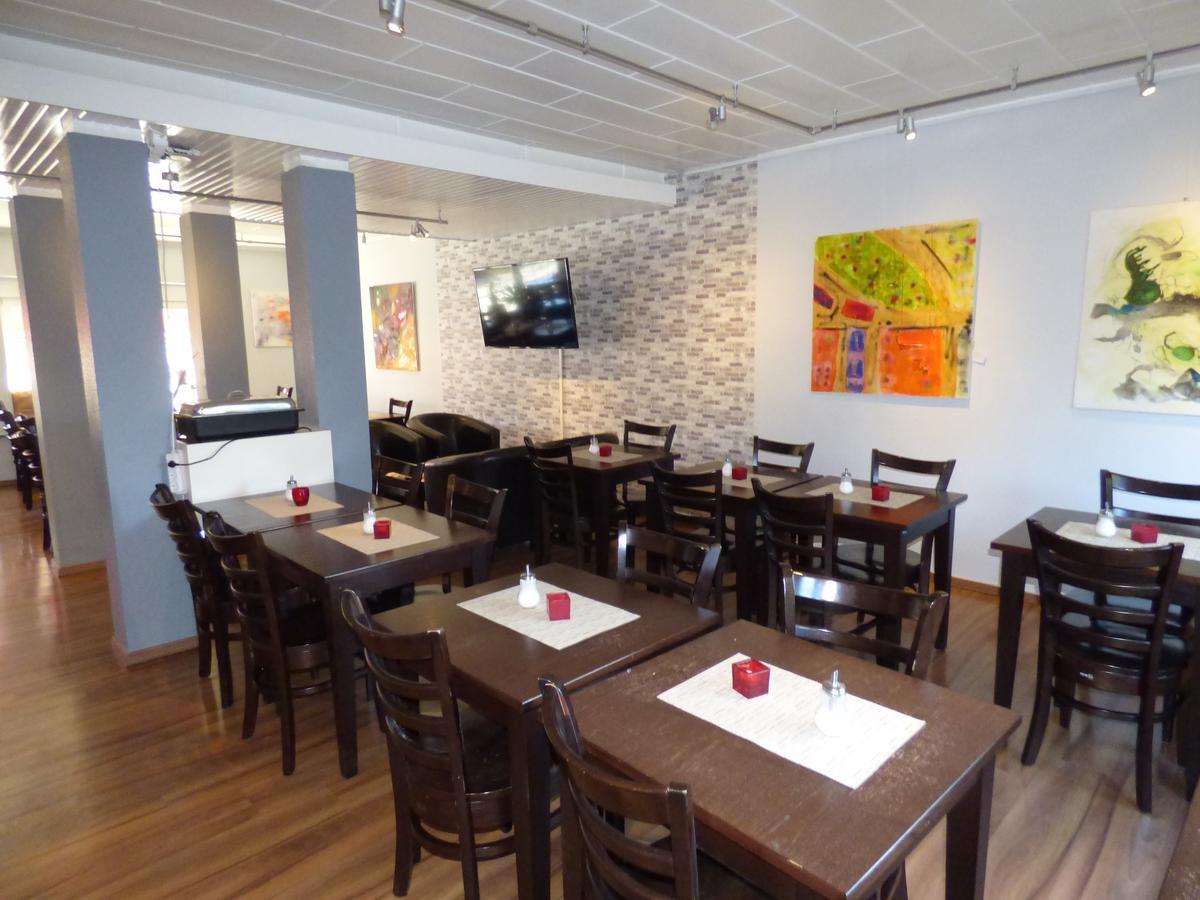 Hotel Art Inn Dinslaken Ngoại thất bức ảnh