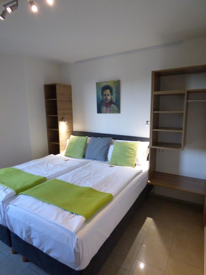Hotel Art Inn Dinslaken Ngoại thất bức ảnh