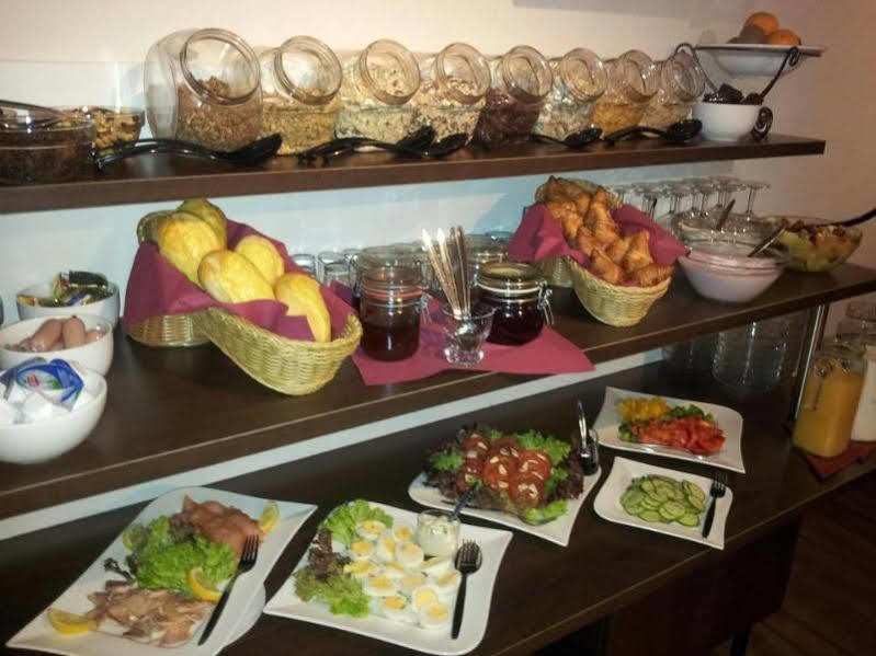 Hotel Art Inn Dinslaken Ngoại thất bức ảnh