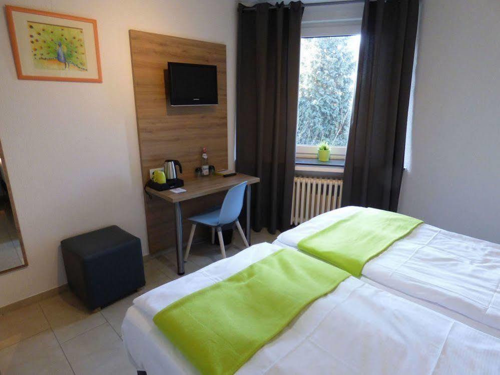 Hotel Art Inn Dinslaken Ngoại thất bức ảnh